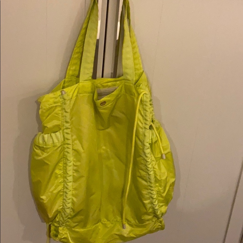 Lululemon bag